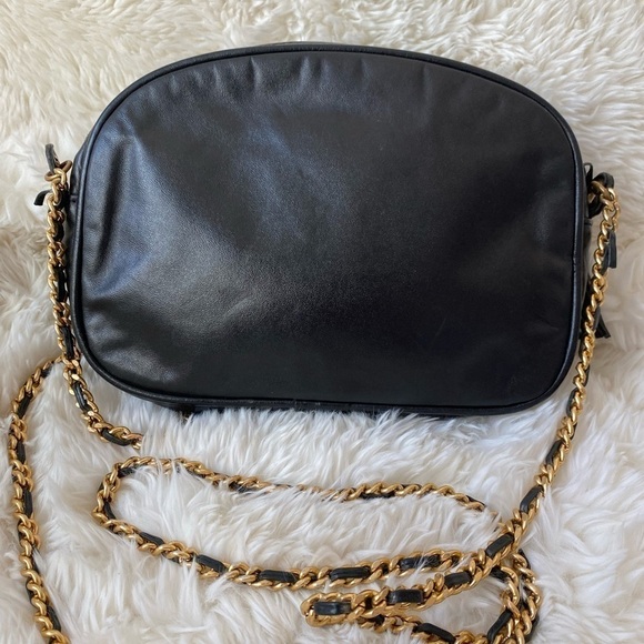 Vintage Reem Black Quilted Leather Crossbody Bag with Gold Chain - Picture 3 of 9